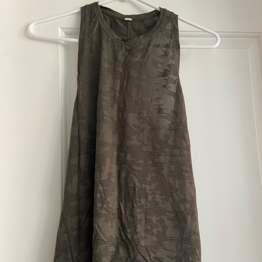 Lululemon army print open back/tie tank